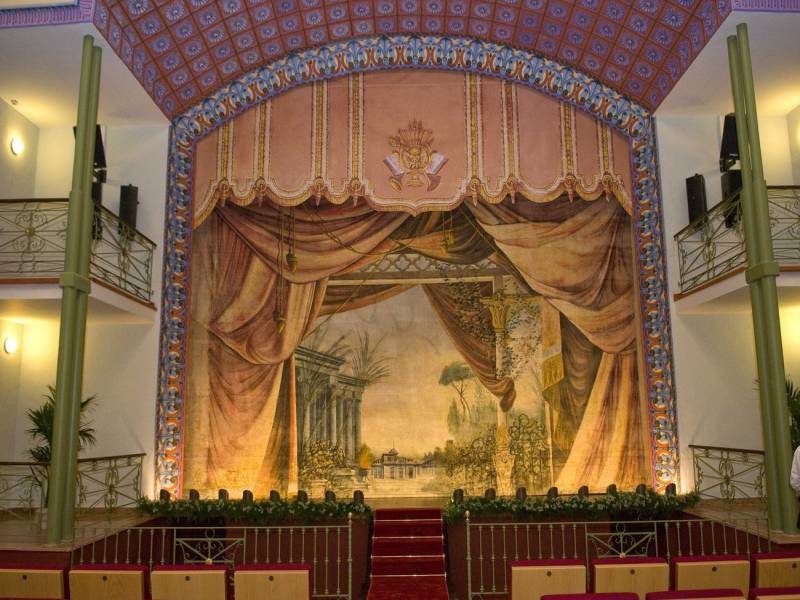 Interior actual del Teatro Circo Apolo del Algar