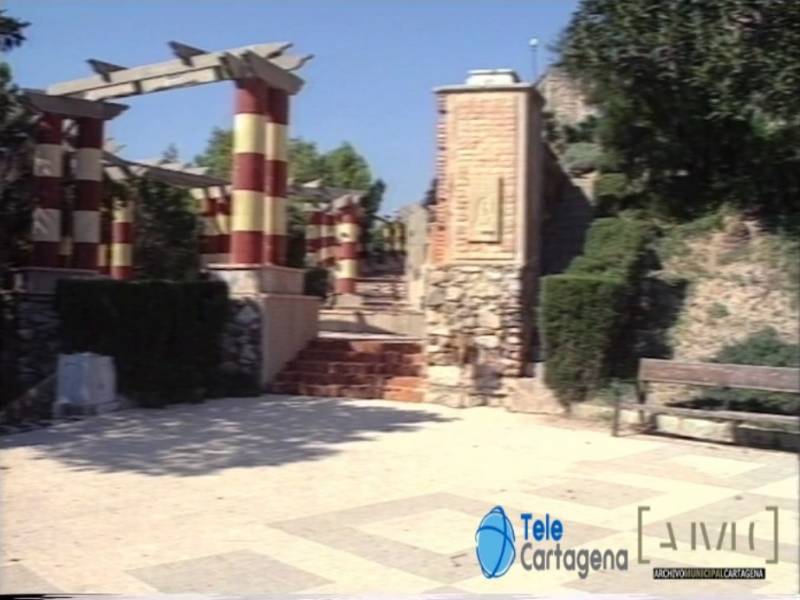 castillo_1989